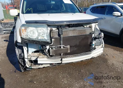 2011 Honda Pilot Touring from USA, damaged, VIN 5FNYF4H99BB058043